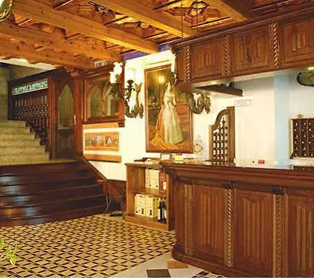 Hotel Julia Aranda de Duero